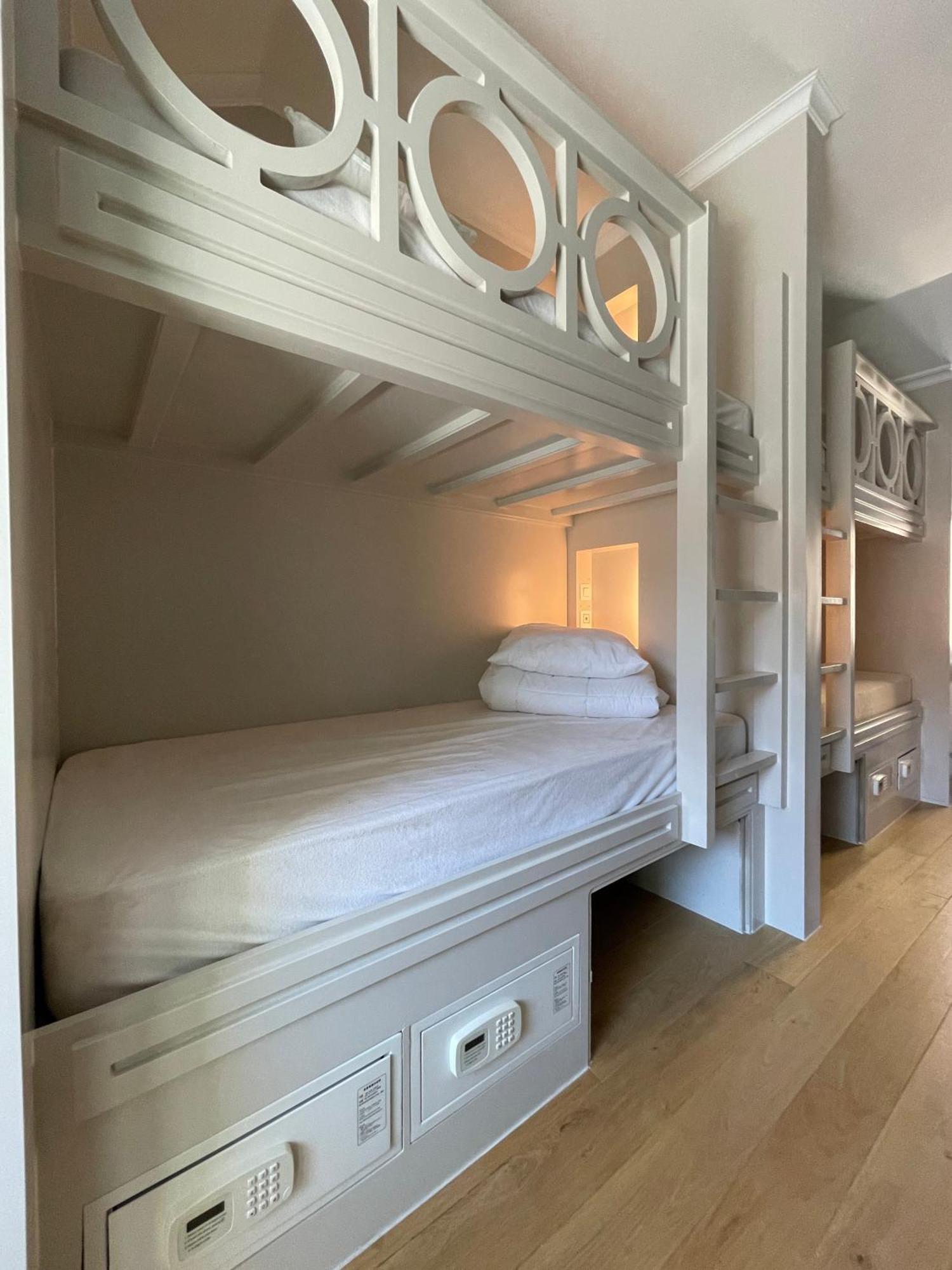 Lybeer Hostel Brugge